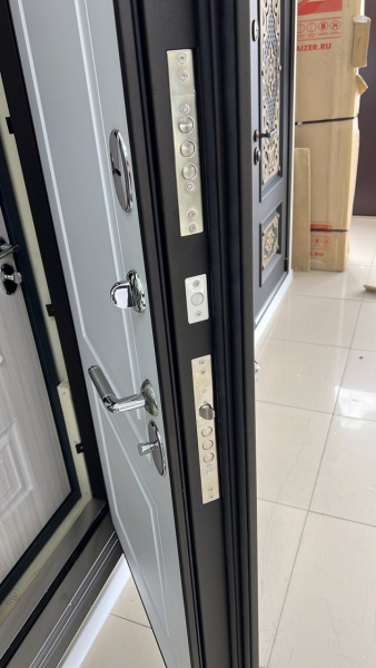 СУРГУТ (ТЕРМОРАЗРЫВ РАЗРЫВ) БЕЛЫЙ МАТОВЫЙ